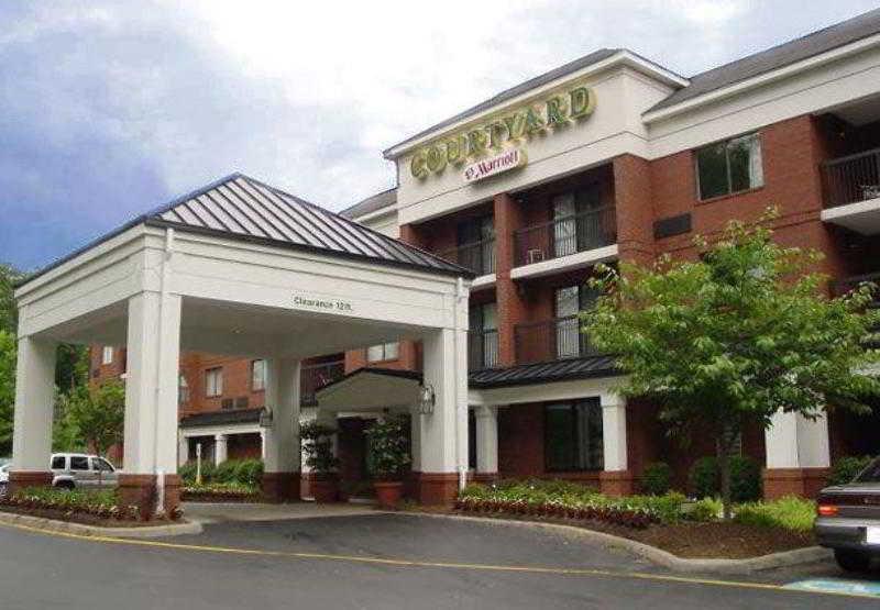 Courtyard Newport News Yorktown Hotel Екстериор снимка